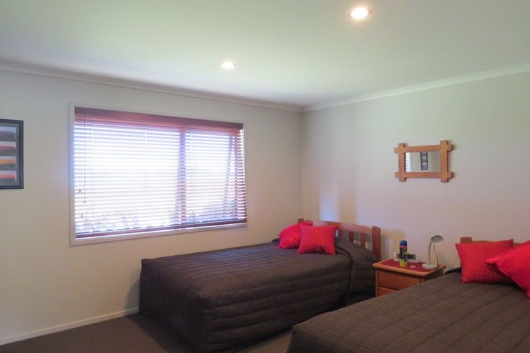 Photo of property in 15 Koromiko Drive, Coromandel, 3506