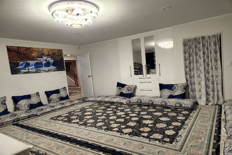 Photo of property in 2 Bernish Place, East Tamaki, Auckland, 2013