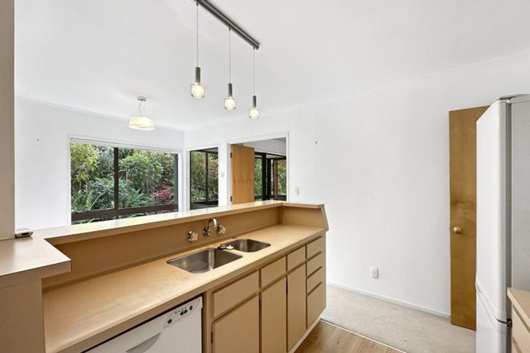 Photo of property in 3/1 Penzance Road, Mairangi Bay, Auckland, 0630