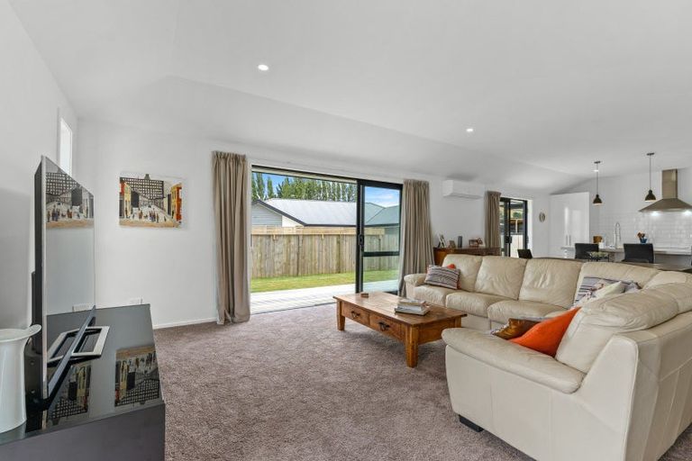Photo of property in 17 Mallard Drive, Waihola, Milton, 9073