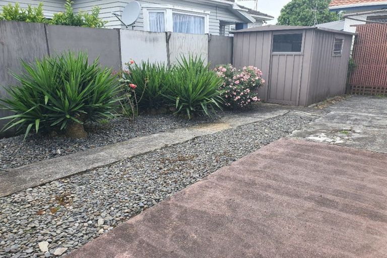 Photo of property in 8 Hukanui Road, Fairfield, Hamilton, 3214