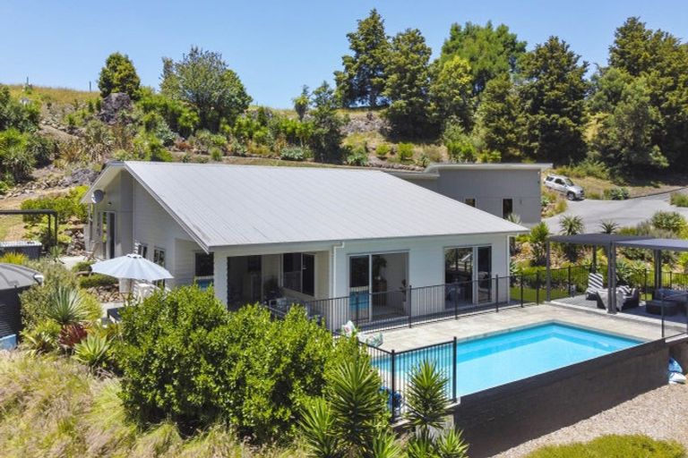 Photo of property in 38 Puriri Park Lane, Waipapa, 0230