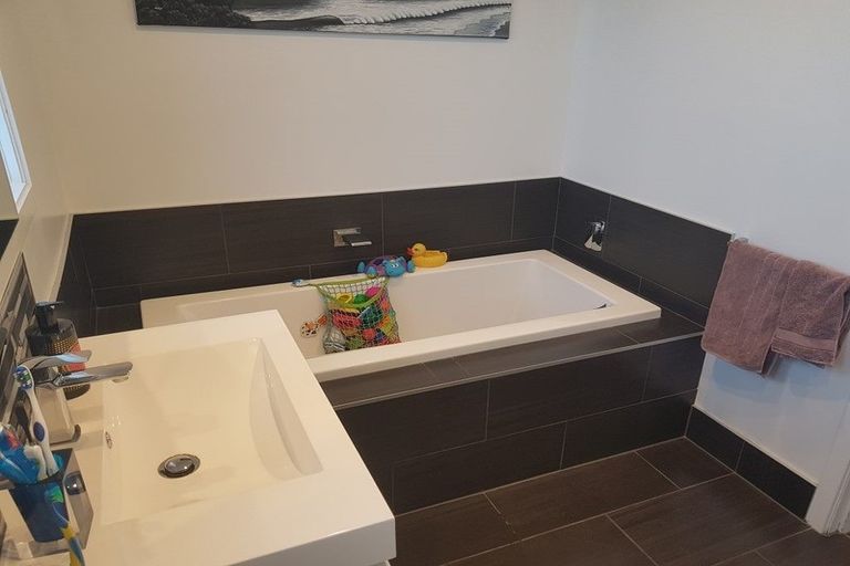 Photo of property in 11 Saint Ives Street, Harewood, Christchurch, 8051