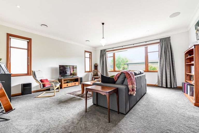 Photo of property in 6 Tamihana Avenue, Fairfield, Hamilton, 3214