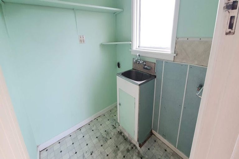 Photo of property in 28 Pauline Street, Linwood, Christchurch, 8062