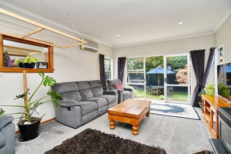 Photo of property in 69 West Belt, Rangiora, 7400