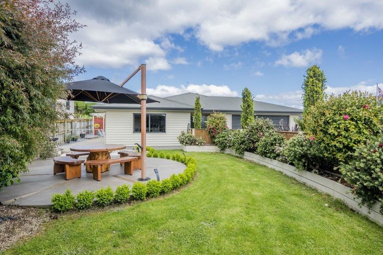 Photo of property in 27 Ludlam Way, Otaki, 5512