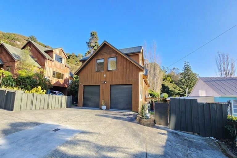 Photo of property in 1/8 Swainson Street, Naenae, Lower Hutt, 5011