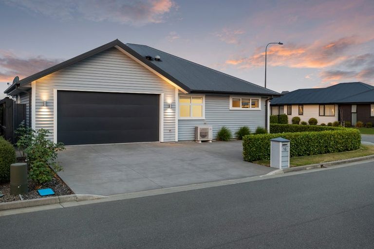 Photo of property in 16 Durells Crescent, Kaiapoi, 7630