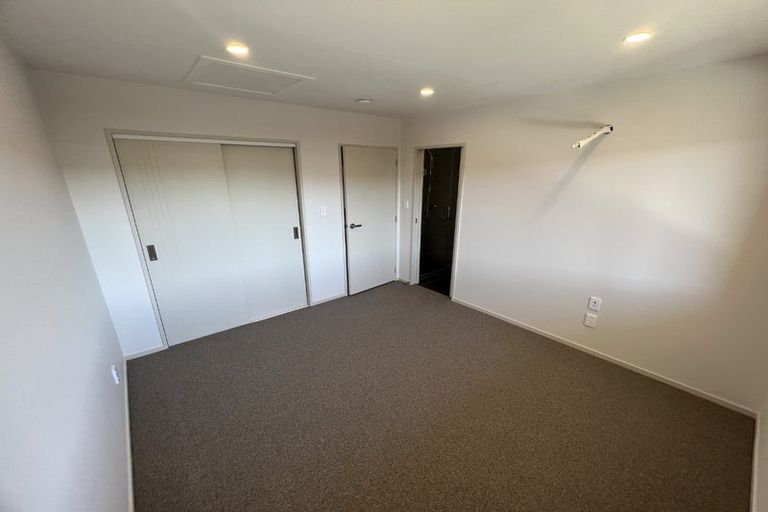 Photo of property in 121 Te Oneroa Way, Long Bay, Auckland, 0630
