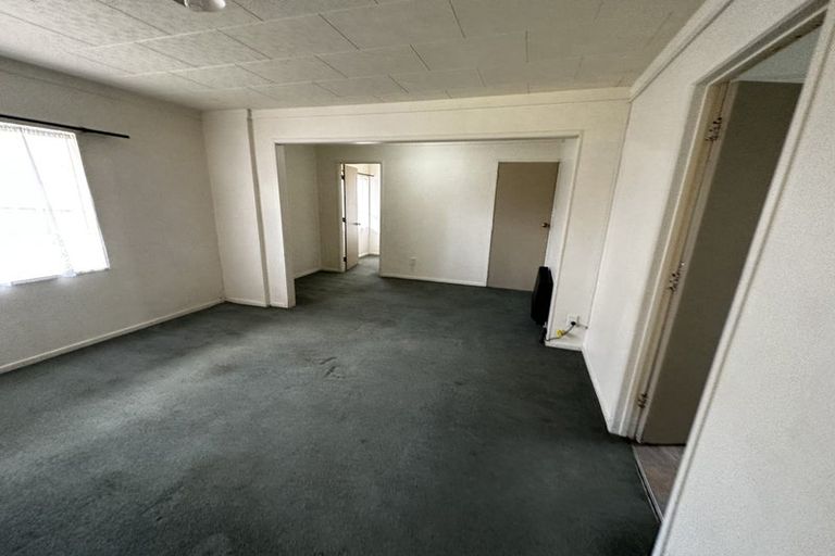 Photo of property in 108a Royal Road, Massey, Auckland, 0614