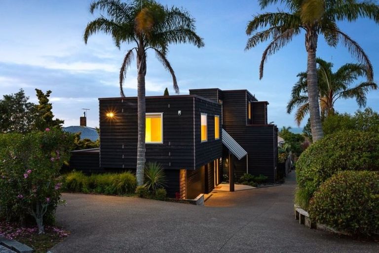 Photo of property in 44a Castor Bay Road, Castor Bay, Auckland, 0620