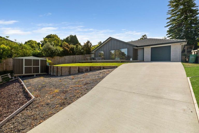 Photo of property in 36a Hand Road, Helensville, 0800
