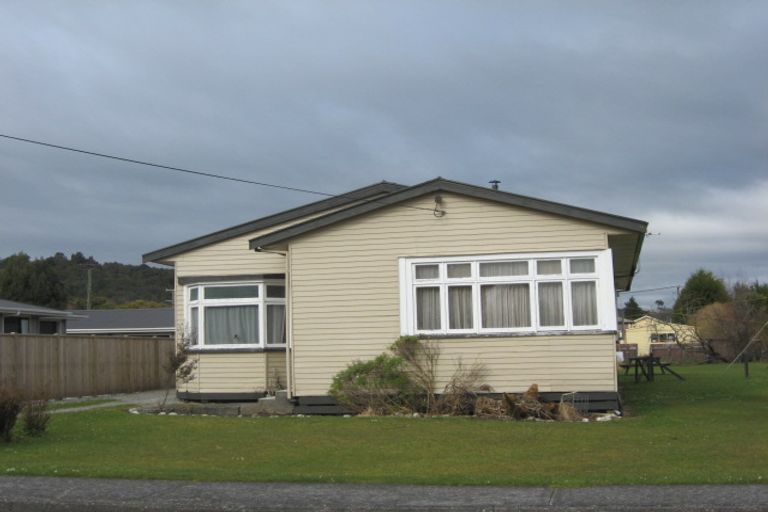 Photo of property in 21 Pitt Street, Runanga, 7803