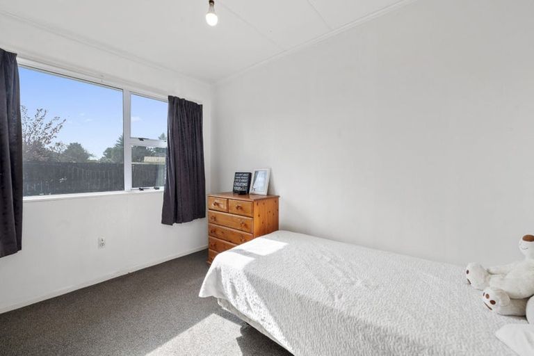 Photo of property in 24 Joanne Crescent, Pukehangi, Rotorua, 3015