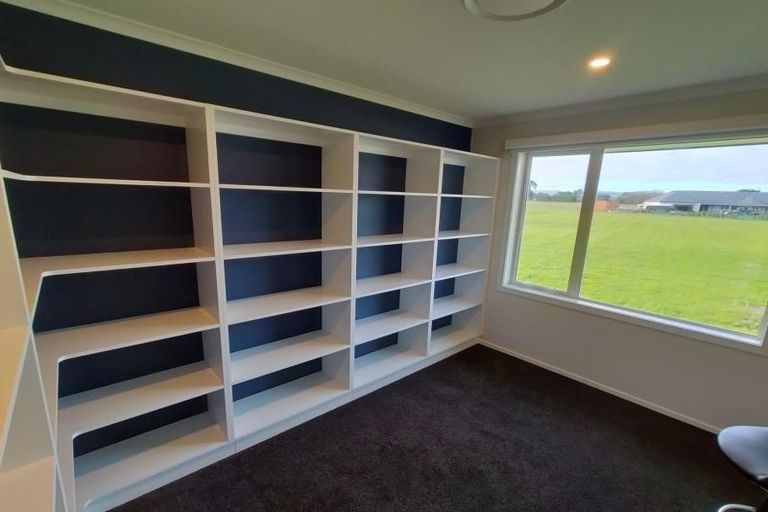 Photo of property in 115 Clevely Line, Bunnythorpe, Palmerston North, 4478