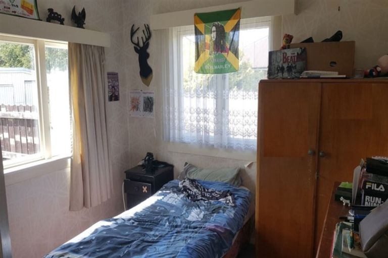 Photo of property in 10 Coronation Street, Waimate, 7924