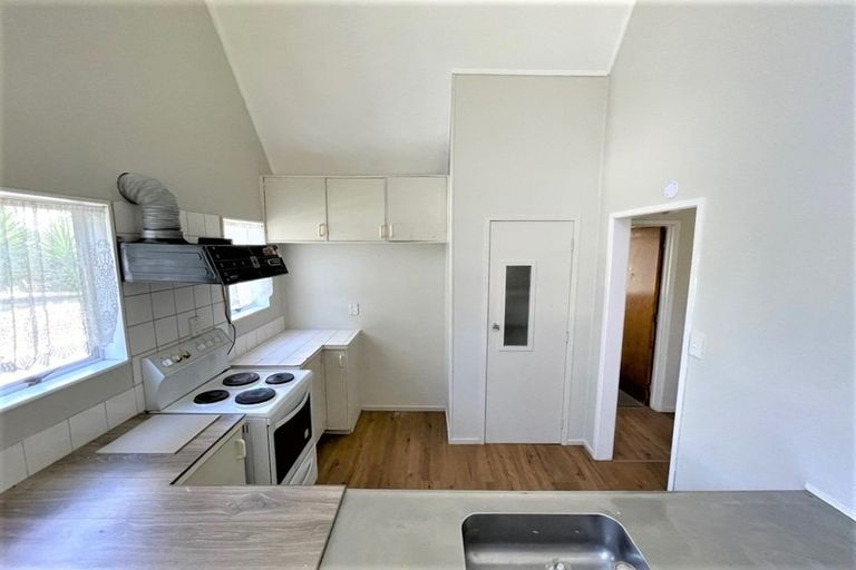 Photo of property in 55 Kindergarten Drive, Conifer Grove, Takanini, 2112