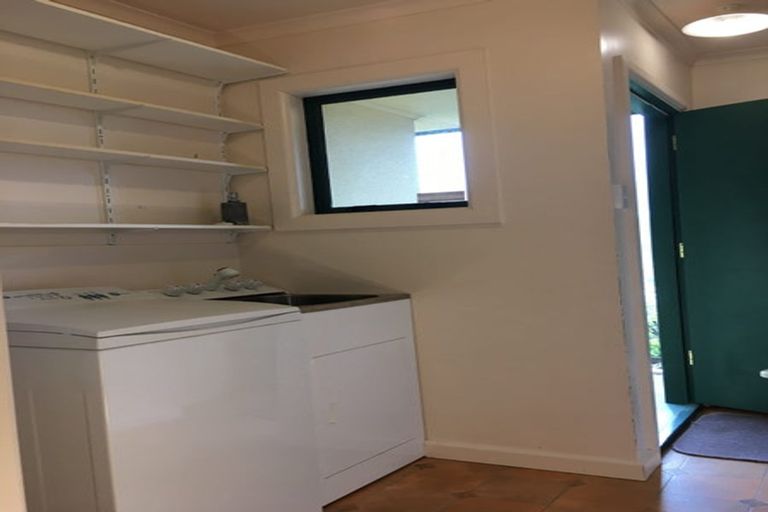 Photo of property in 90 Normandale Road, Normandale, Lower Hutt, 5010