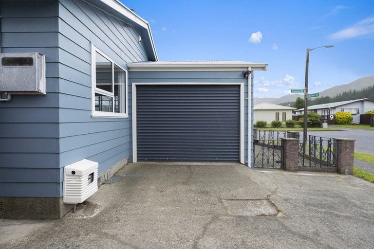Photo of property in 4 Concord Street, Wainuiomata, Lower Hutt, 5014