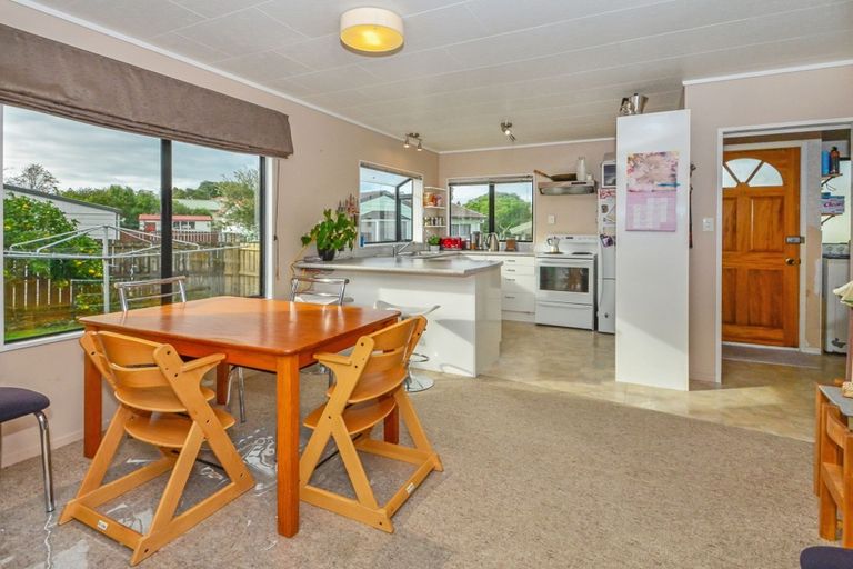 Photo of property in 2/9 Bellville Drive, Clendon Park, Auckland, 2103