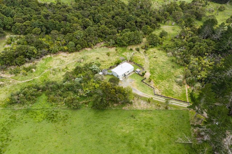 Photo of property in 1308 Bickerstaffe Road, Maungaturoto, 0587