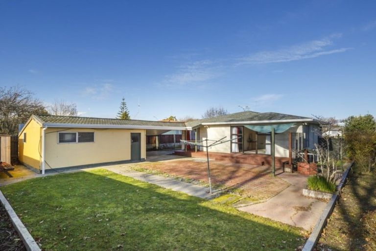 Photo of property in 46 John F Kennedy Drive, Milson, Palmerston North, 4414
