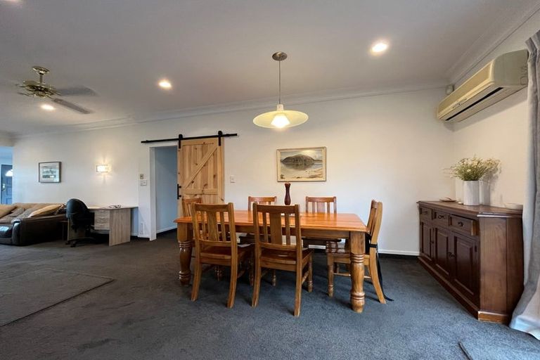 Photo of property in 24 Beaumaris Street, Outram, 9019