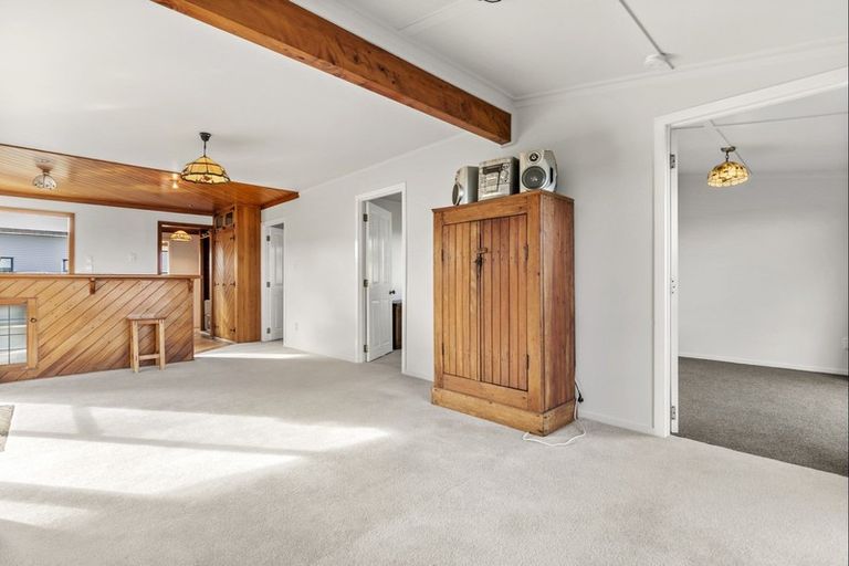 Photo of property in 11 Ronald Avenue, Glenbrook, Waiuku, 2681