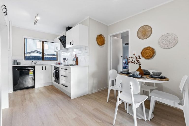 Photo of property in 2/50 Jellicoe Road, Manurewa, Auckland, 2102