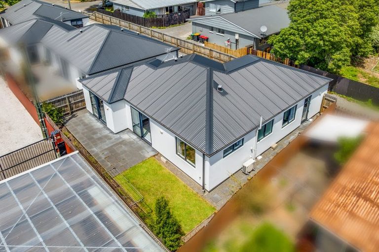 Photo of property in 77c Mathesons Road, Phillipstown, Christchurch, 8011