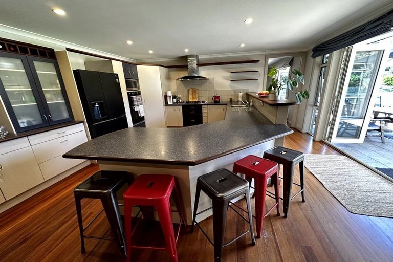 Photo of property in 66 Shelter Drive, Greenhithe, Auckland, 0632