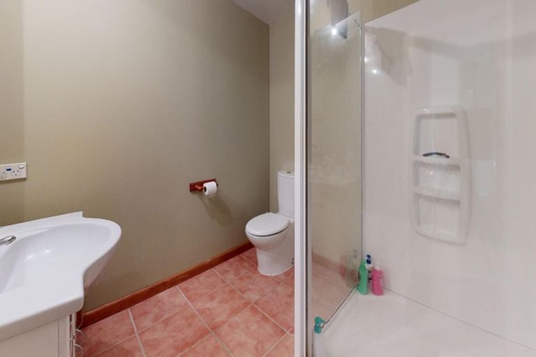 Photo of property in 63 Eton Street, Hampstead, Ashburton, 7700