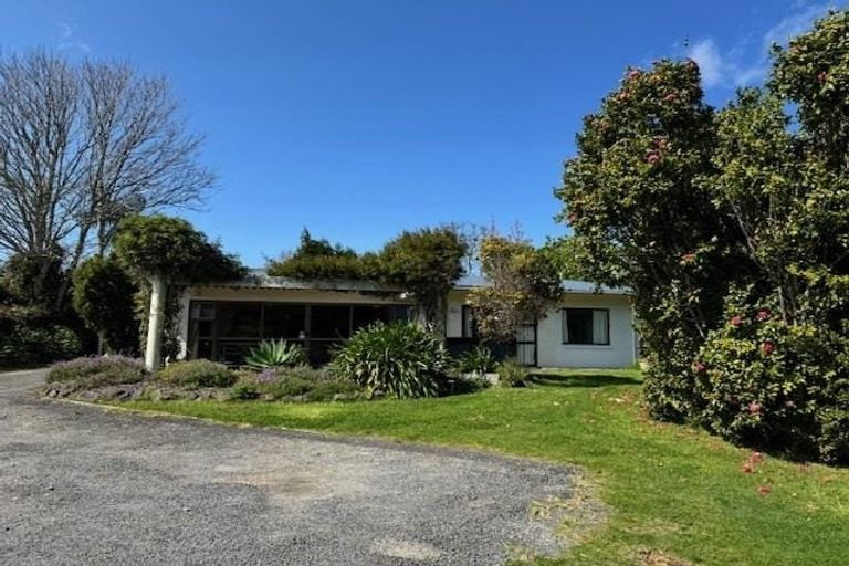 Photo of property in 388 Kaitemako Road, Welcome Bay, Tauranga, 3175