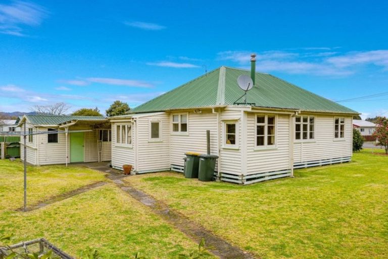 Photo of property in 17 Tawa Street, Edgecumbe, 3120