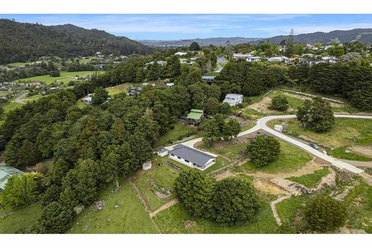 Photo of property in 4 Watercourse Way, Tikipunga, Whangarei, 0112