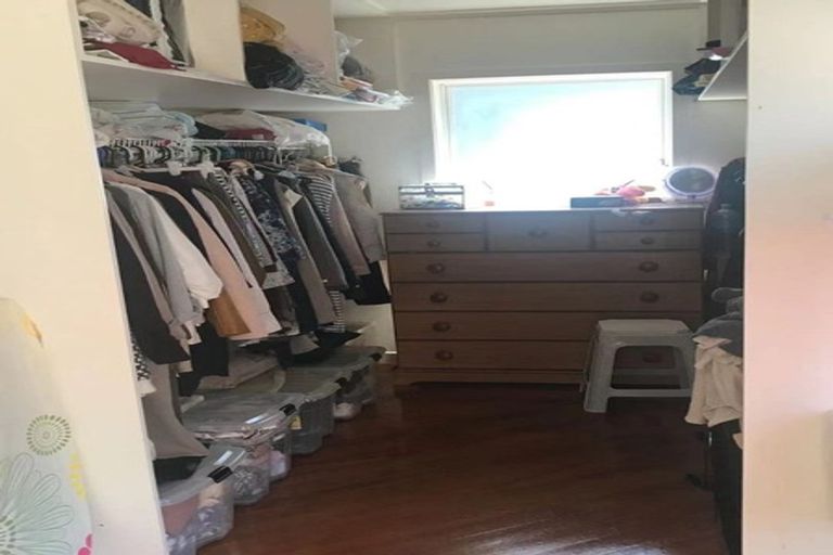 Photo of property in 34 Glenfern Road, Mellons Bay, Auckland, 2014