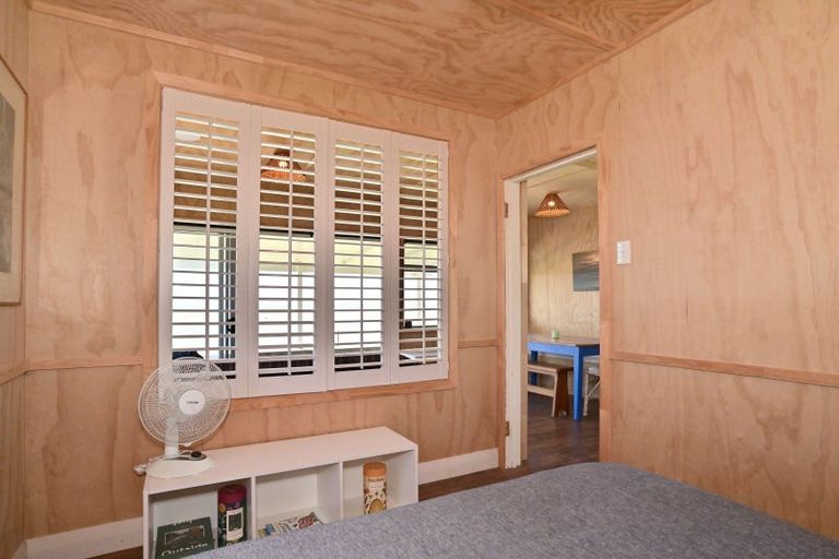 Photo of property in 176 Mahia East Coast Road, Mahia, 4198