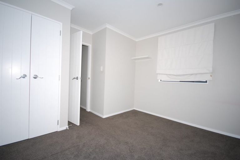Photo of property in 6 Derg Place, East Tamaki, Auckland, 2013