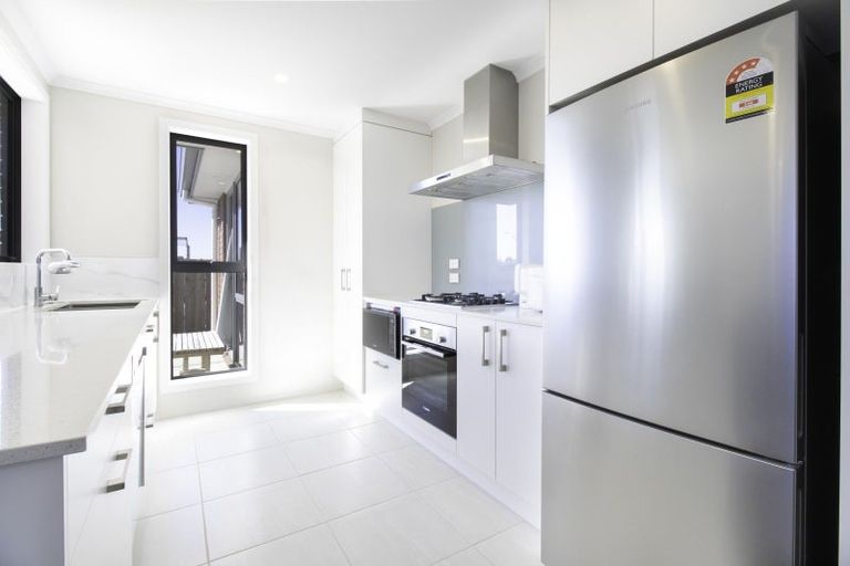 Photo of property in 82 Pragma Rise, Huntington, 3210