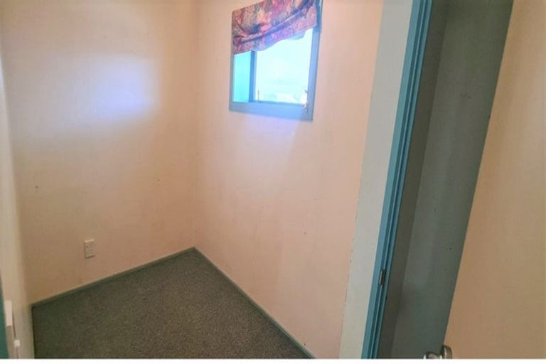 Photo of property in Palm Grove Apartments, 9/13a Palm Grove, Berhampore, Wellington, 6023