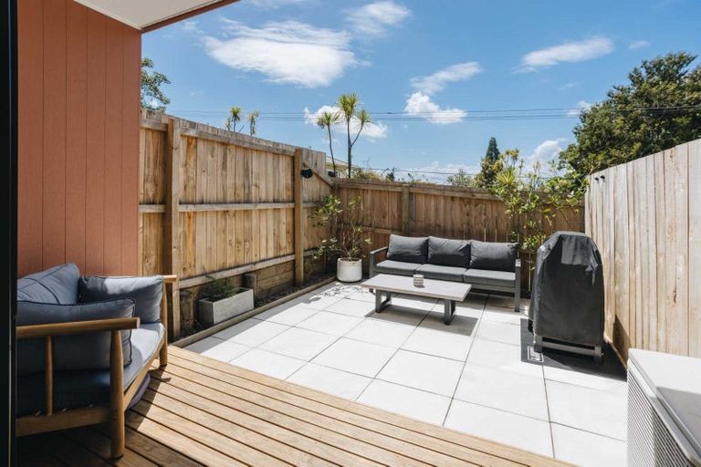 Photo of property in 5/37 Ambler Avenue, Glen Eden, Auckland, 0602