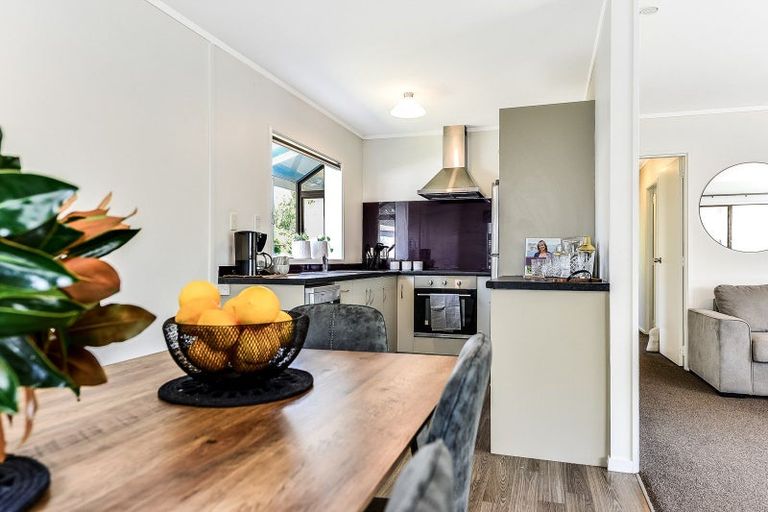 Photo of property in 4a Saint Lukes Place, Bader, Hamilton, 3206