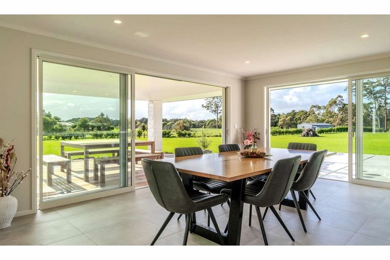 Photo of property in 129 Waitotara Drive, Waipapa, 0230