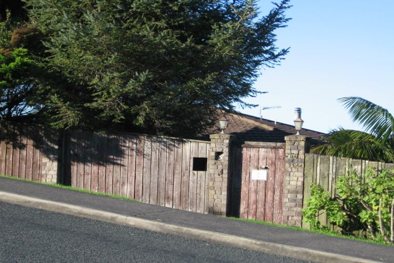 Photo of property in 55 West Hoe Heights, Orewa, 0931