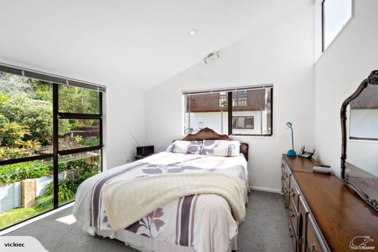 Photo of property in 2/685 East Coast Road, Browns Bay, Auckland, 0630