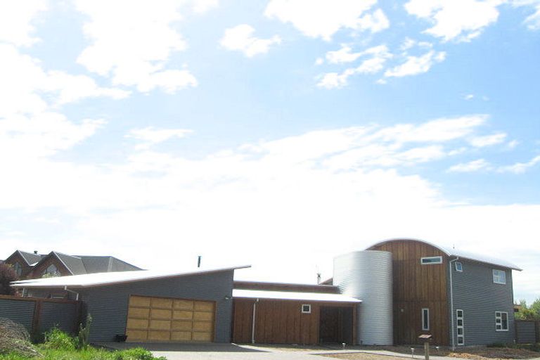 Photo of property in 58 Queens Avenue, Waikuku Beach, 7402