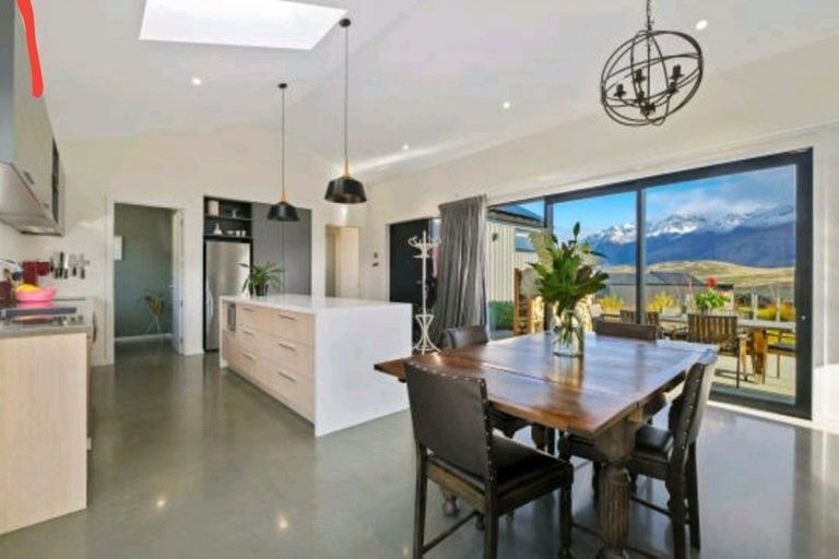 Photo of property in 4 Wanderer Lane, Jacks Point, Queenstown, 9371
