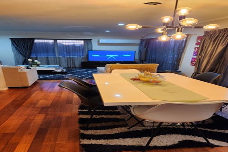 Photo of property in 8 Kylie Court, Clover Park, Auckland, 2019