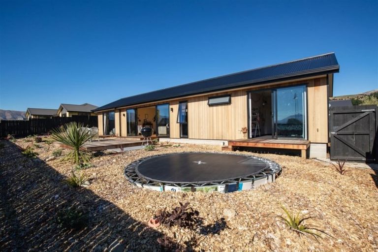 Photo of property in 31 Alice Burn Drive, Luggate, Wanaka, 9383